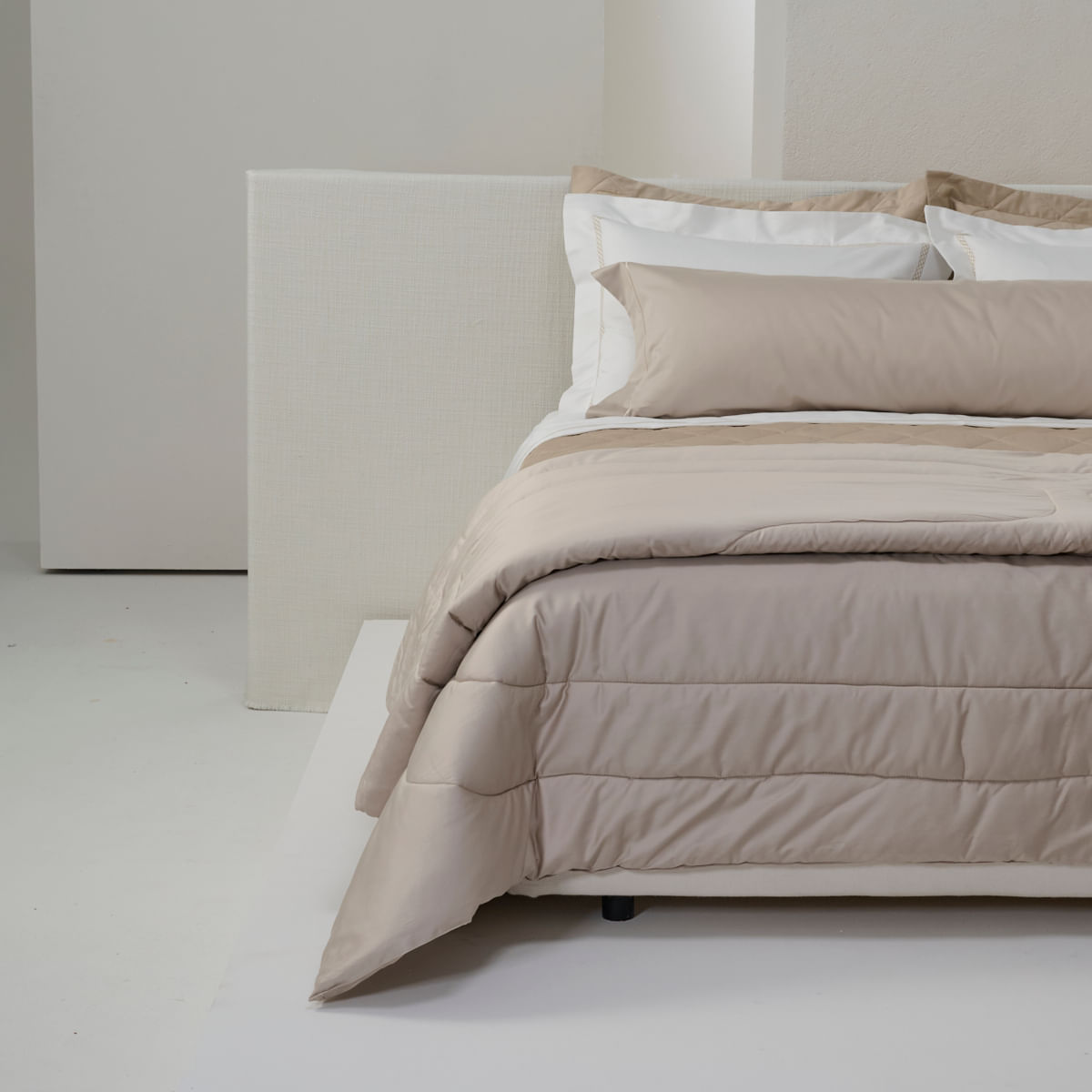 10 01 0449 EDREDOM SUBLIME ME Areia 001